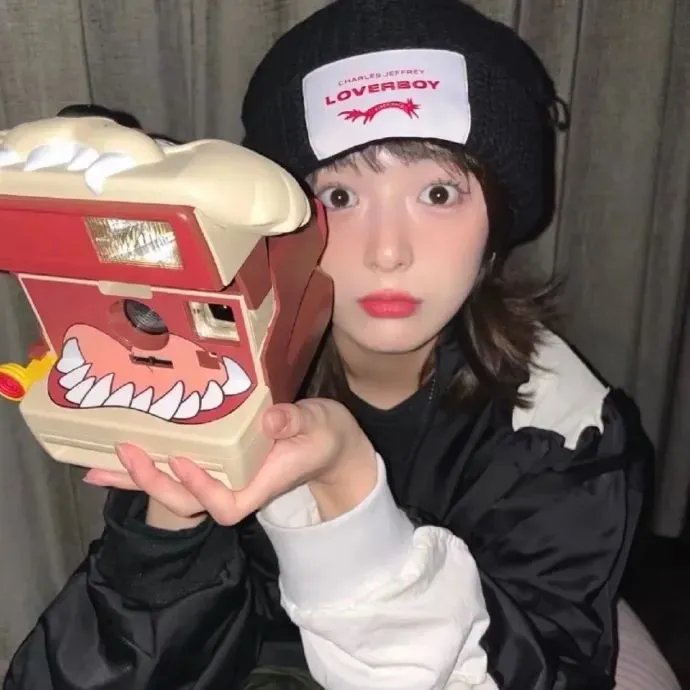 靠岸